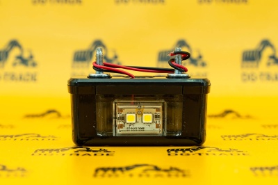 Фонарь освещения номерного знака JCB (LED) 700/21000 (2)