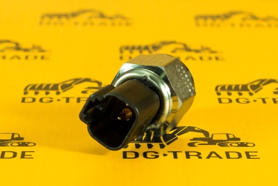 Датчик давления масла КПП JCB (Original) 701/M7305 (4)