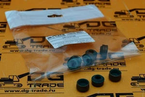 Сальник клапана Deutz (Original) 04153728